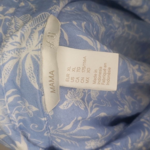 3/$30 H&M MAMA Floral Button Down Collared Shirt 100% Viscose Nursing - Picture 6 of 9